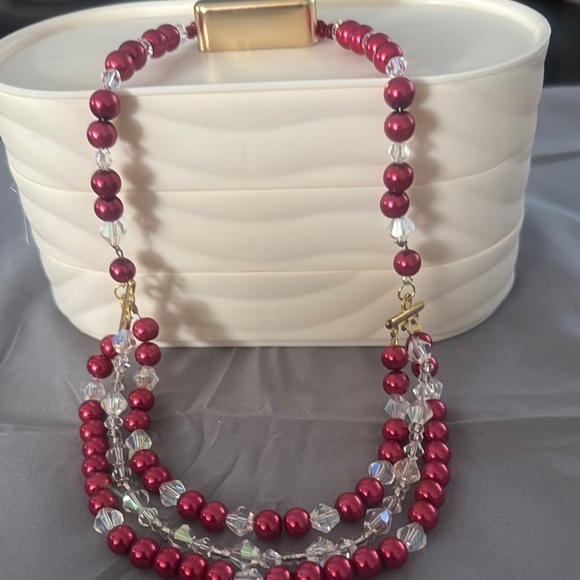 Jewelry - Fashion Red Beaded Necklace NWOT